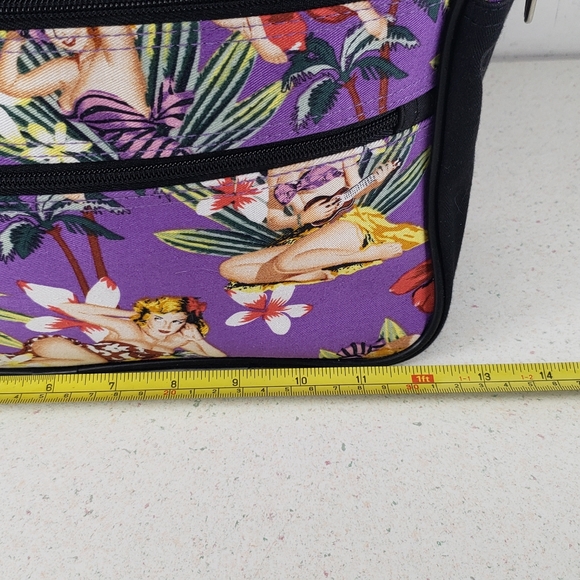 AlfaGear Duffel Bag & Tablet Hawaiian Flower Pin up Gals Travel Gym Tote Bag Set - Picture 10 of 14